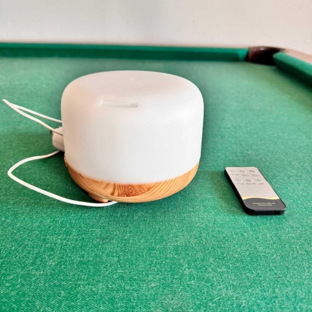 White Essential Oil Diffuser with Remote